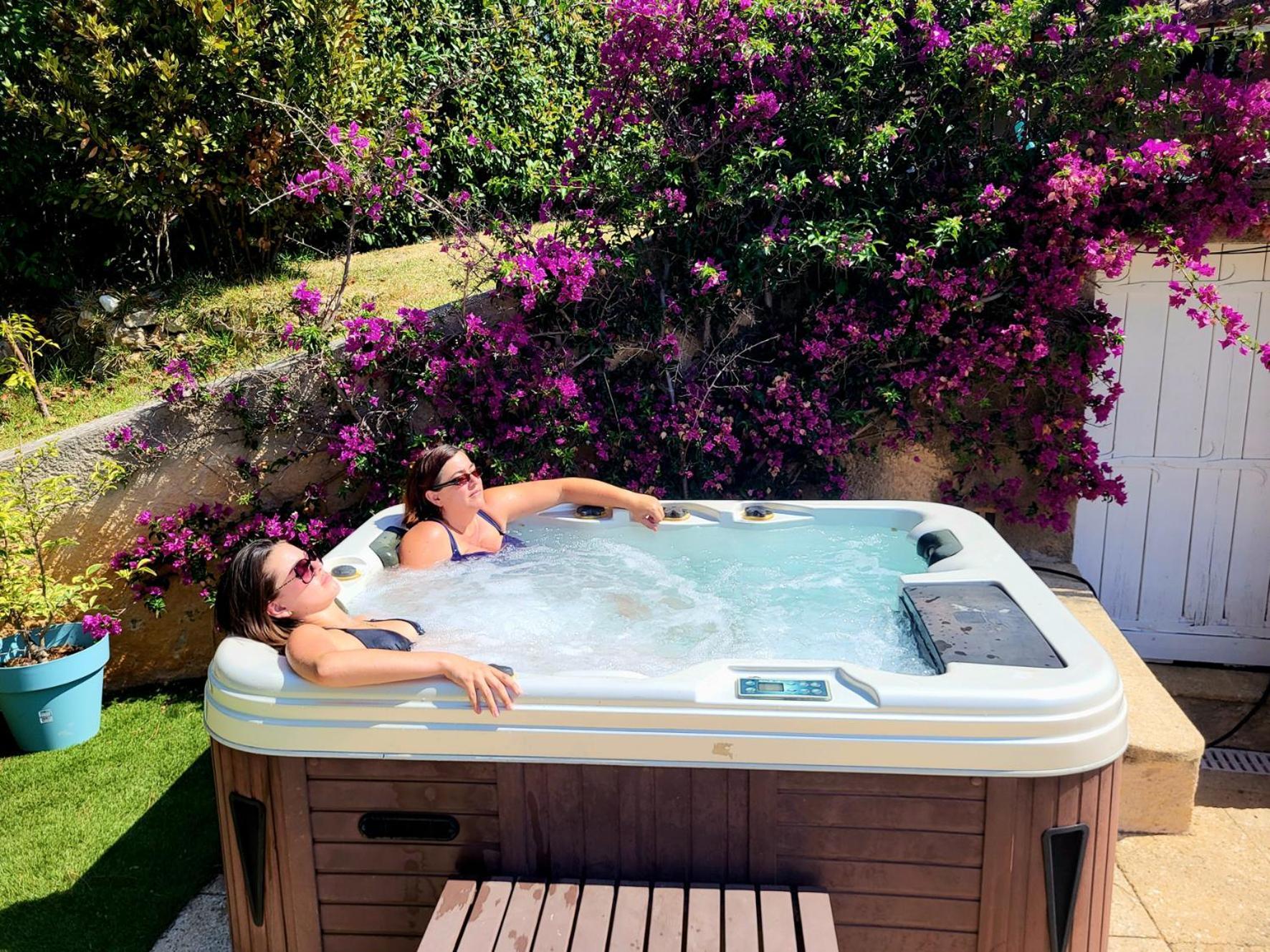 La Villa Romeo, Piscine Et Spa Sainte-Maxime Exteriör bild